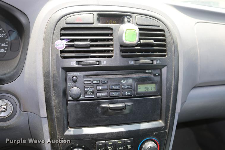 image for item DD8236 2005 Kia Optima