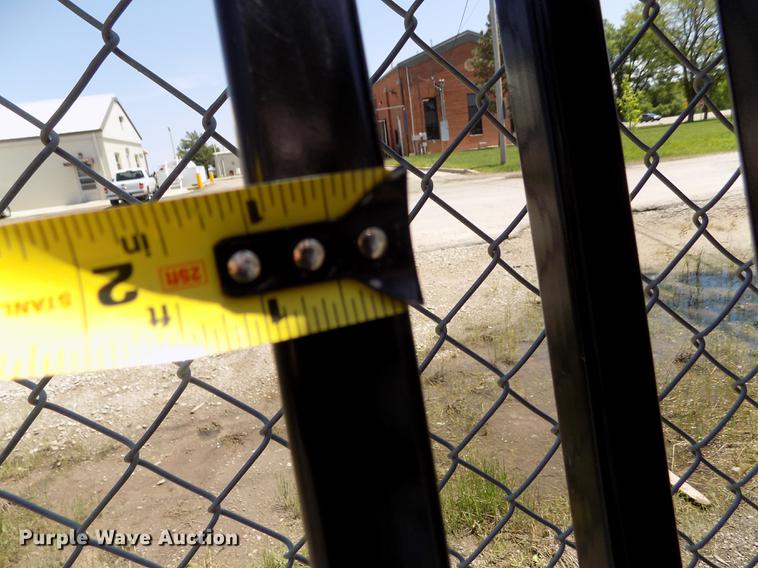 image for item DE1275 (4) fence panels