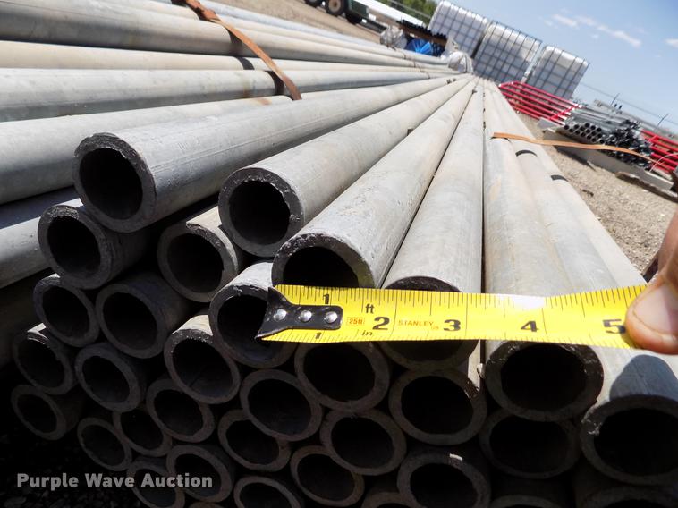image for item DE1276 Approximately 100 sticks of steel pipe