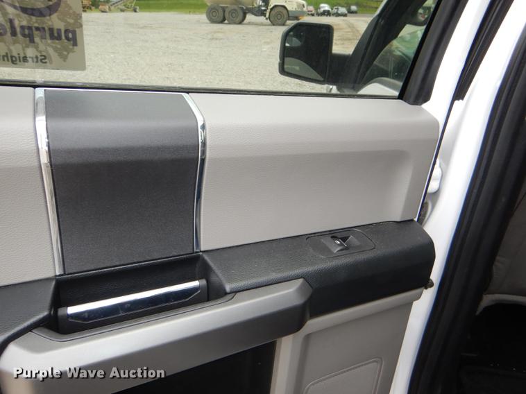 image for item DE3577 2016 Ford F150 SuperCrew pickup truck