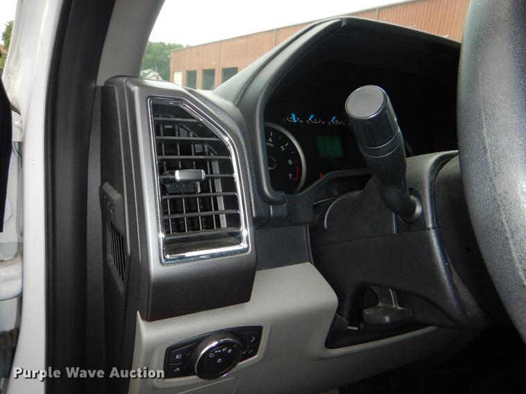 image for item DE3577 2016 Ford F150 SuperCrew pickup truck