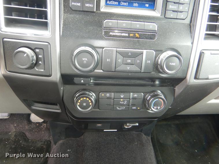 image for item DE3577 2016 Ford F150 SuperCrew pickup truck