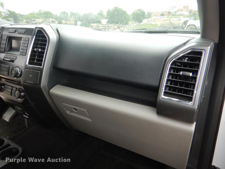 image for item DE3577 2016 Ford F150 SuperCrew pickup truck