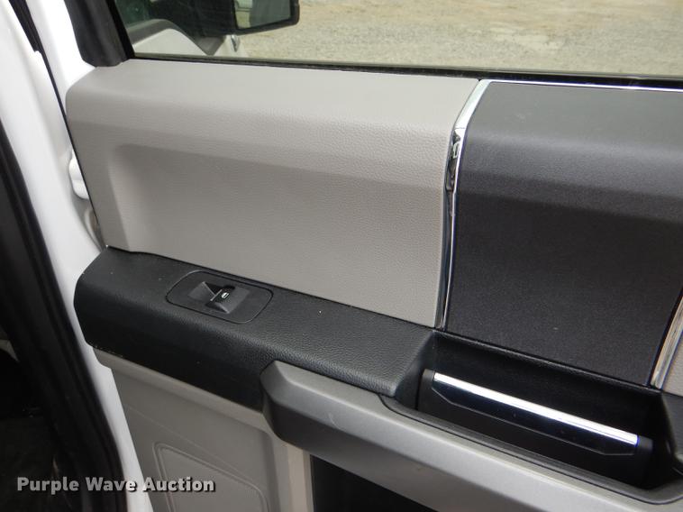 image for item DE3577 2016 Ford F150 SuperCrew pickup truck