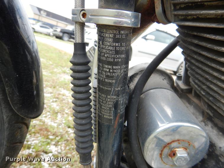 image for item DE3971 1992 Harley Davidson XL 883 motorcycle