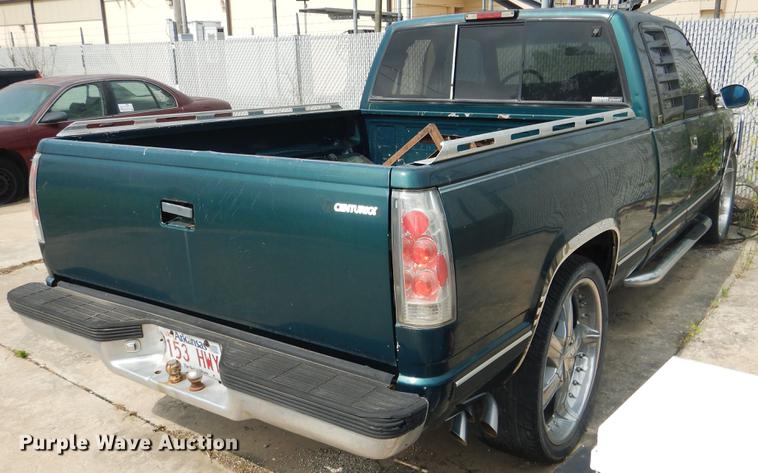 image for item DE3972 1997 Chevrolet C1500 pickup truck
