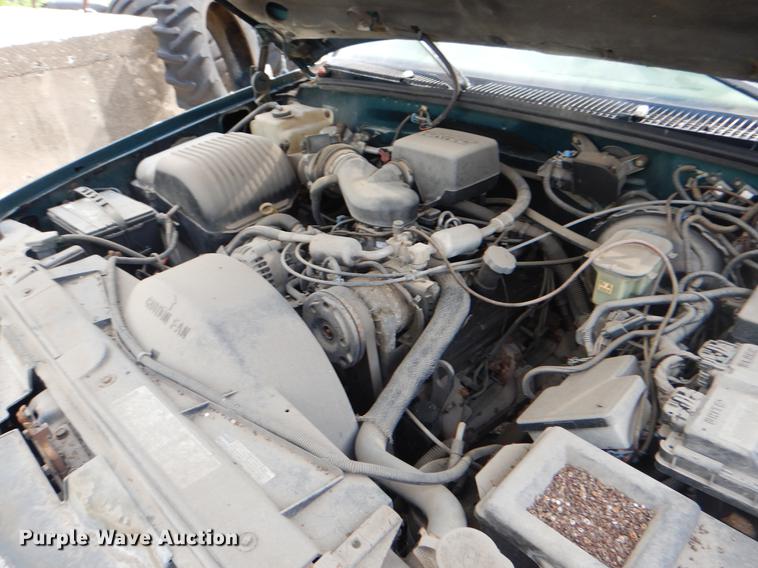 image for item DE3972 1997 Chevrolet C1500 pickup truck