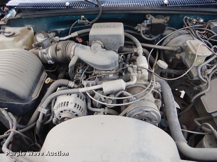 image for item DE3972 1997 Chevrolet C1500 pickup truck