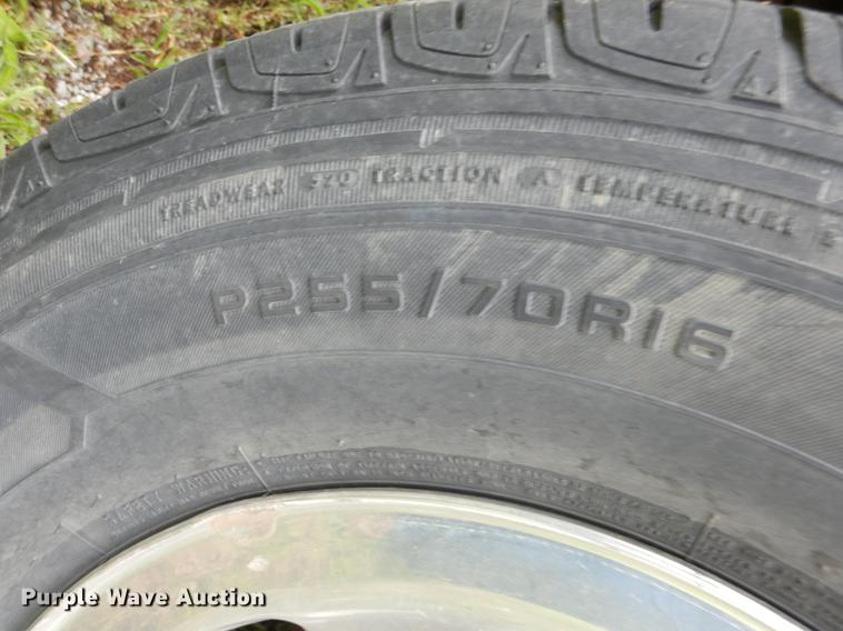 image for item DE3973 2003 Ford F150 pickup truck