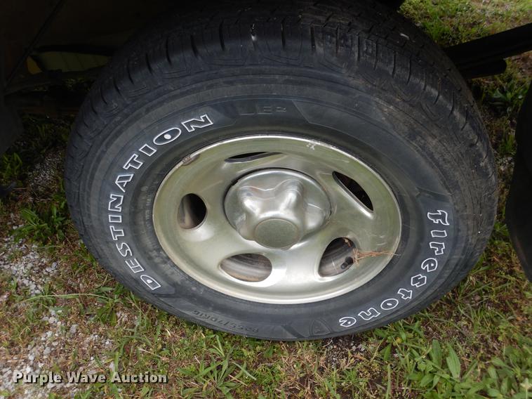 image for item DE3973 2003 Ford F150 pickup truck