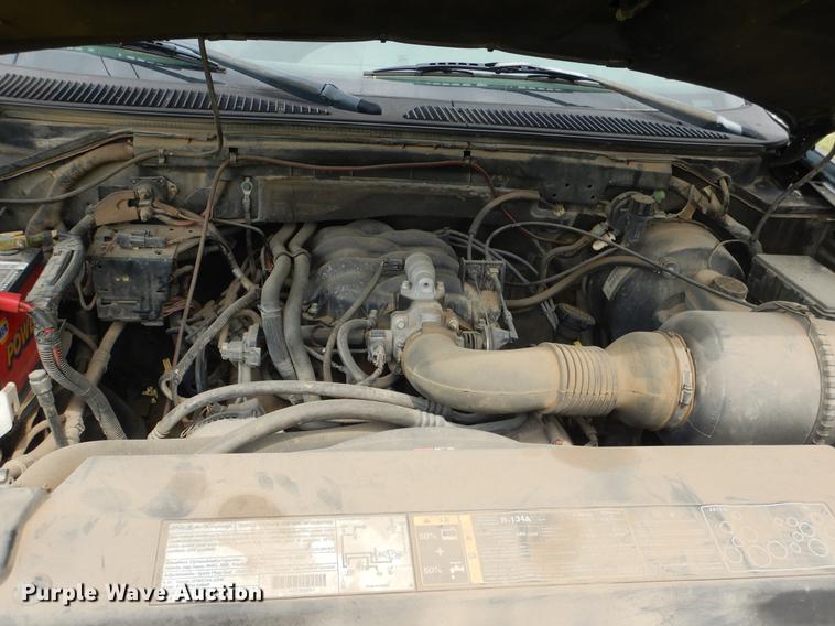 image for item DE3973 2003 Ford F150 pickup truck