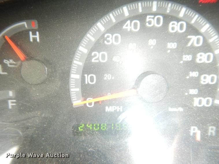 image for item DE3975 1999 Ford Expedition XLT SUV