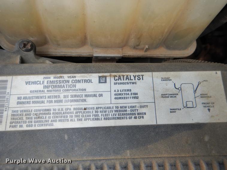 image for item DE3976 2004 Chevrolet Silverado 1500 pickup truck