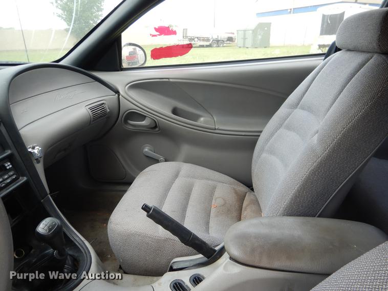 image for item DE3977 1997 Ford Mustang