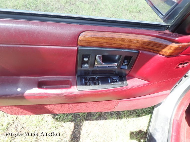 image for item DE5344 1992 Cadillac Seville