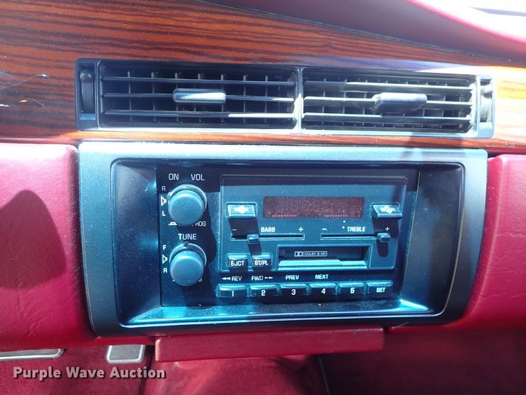 image for item DE5344 1992 Cadillac Seville