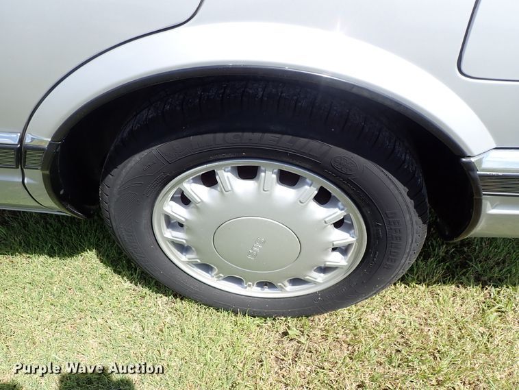 image for item DE5344 1992 Cadillac Seville