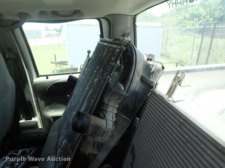 image for item DE5389 2003 Ford F350 Super Duty Crew Cab pickup truck