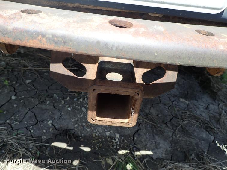 image for item DE5389 2003 Ford F350 Super Duty Crew Cab pickup truck