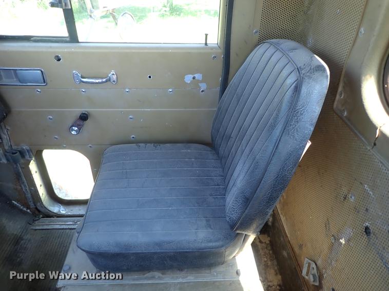 image for item DE5400 1974 International Paystar 5000 water truck