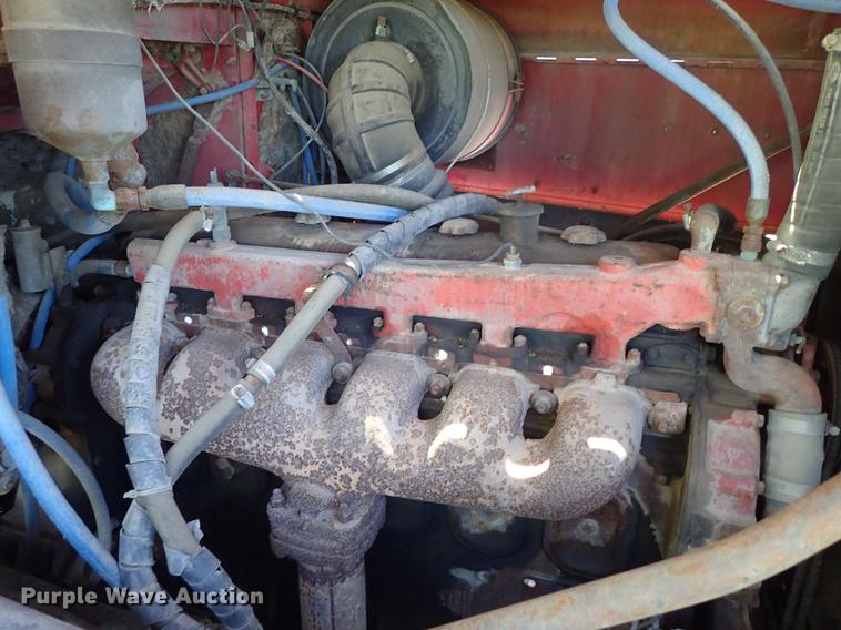 image for item DE5400 1974 International Paystar 5000 water truck