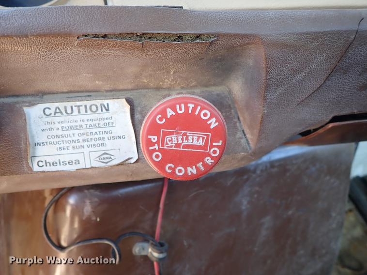 image for item DE5401 1982 Ford LT9000 semi truck