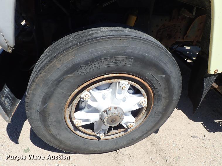 image for item DE5401 1982 Ford LT9000 semi truck