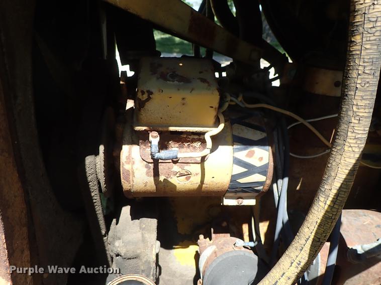 image for item DE5402 International H-25B Payloader wheel loader