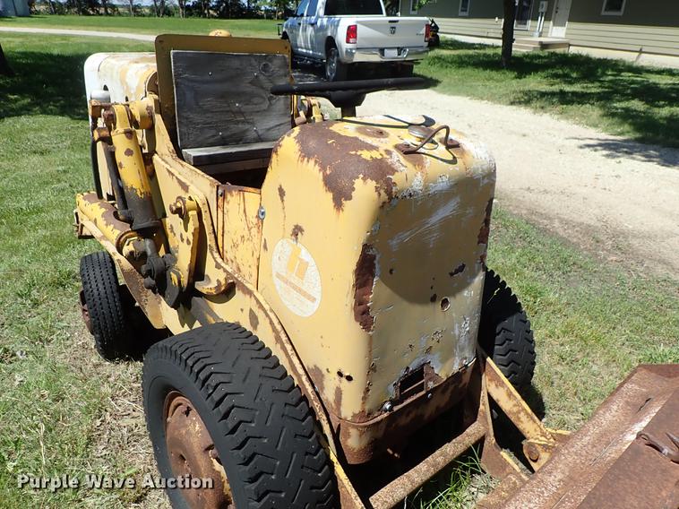 image for item DE5402 International H-25B Payloader wheel loader