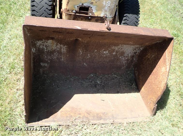 image for item DE5402 International H-25B Payloader wheel loader