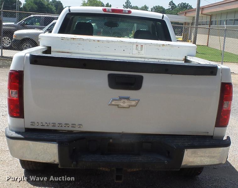 image for item DE7811 2009 Chevrolet Silverado 1500 Ext. Cab pickup truck