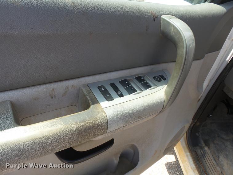 image for item DE7811 2009 Chevrolet Silverado 1500 Ext. Cab pickup truck