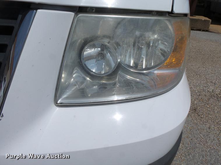 image for item DE7812 2006 Ford Expedition SUV