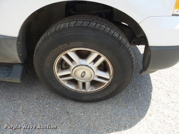 image for item DE7812 2006 Ford Expedition SUV