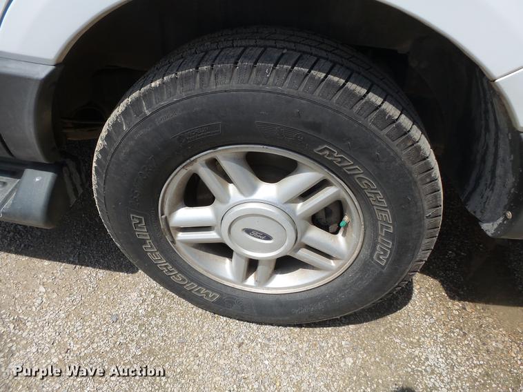 image for item DE7812 2006 Ford Expedition SUV