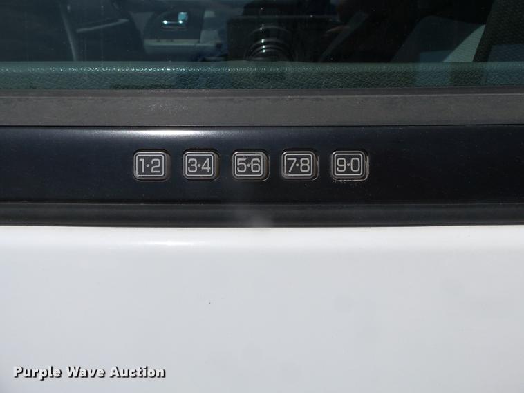 image for item DE7812 2006 Ford Expedition SUV