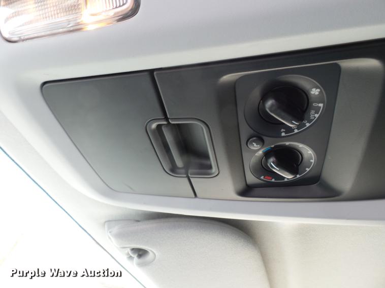 image for item DE7812 2006 Ford Expedition SUV