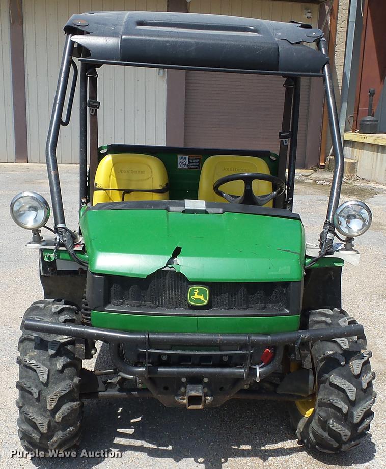 image for item DE7814 2007 John Deere Gator utility vehicle