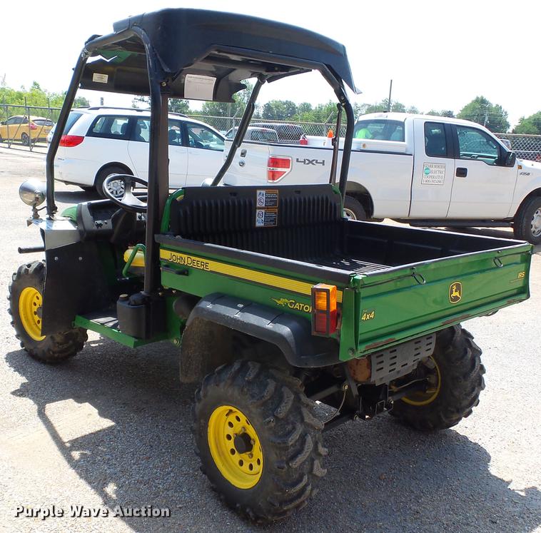 image for item DE7814 2007 John Deere Gator utility vehicle