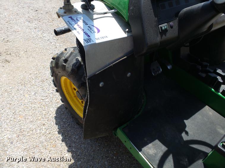 image for item DE7814 2007 John Deere Gator utility vehicle