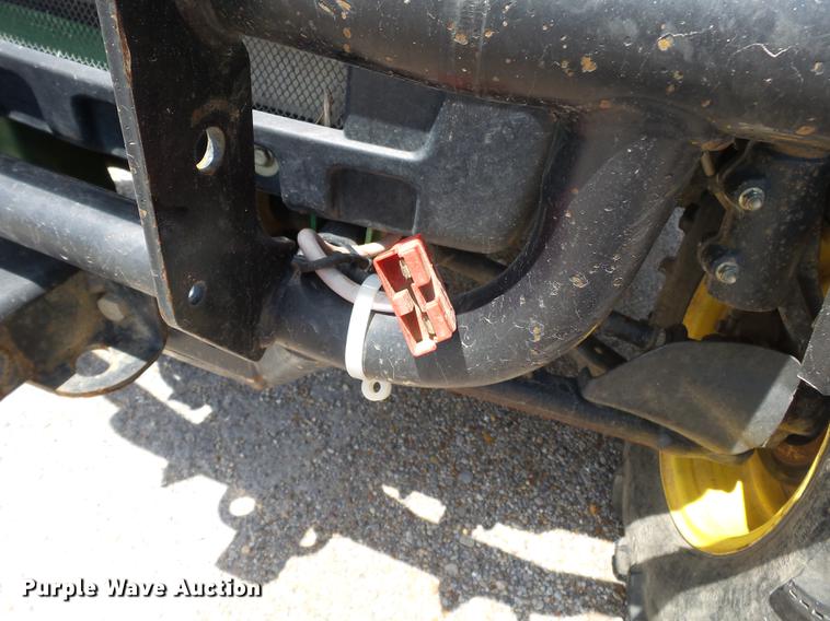 image for item DE7814 2007 John Deere Gator utility vehicle