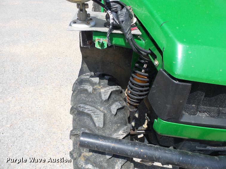 image for item DE7814 2007 John Deere Gator utility vehicle