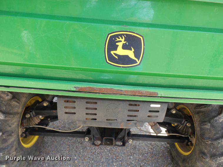 image for item DE7814 2007 John Deere Gator utility vehicle