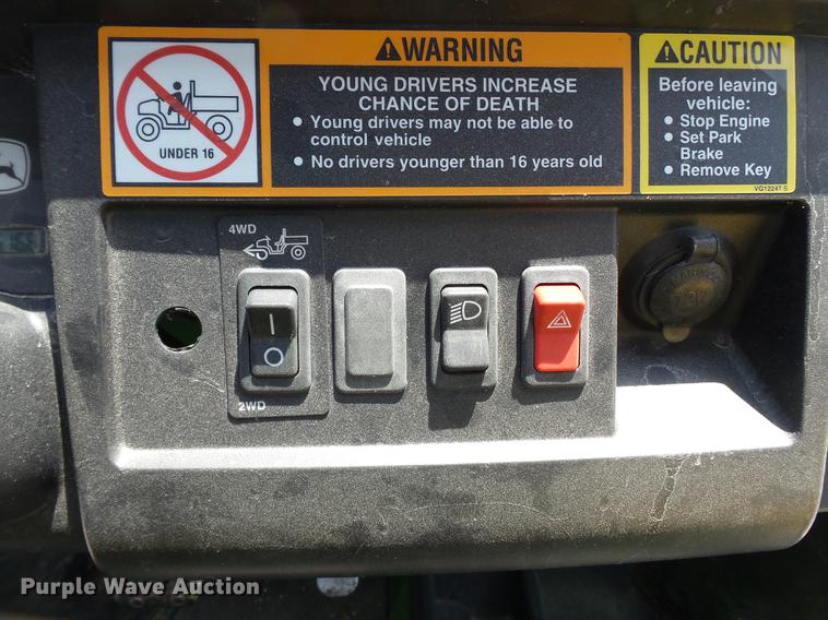 image for item DE7814 2007 John Deere Gator utility vehicle