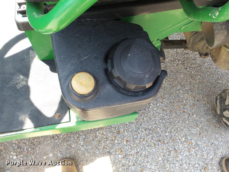 image for item DE7814 2007 John Deere Gator utility vehicle