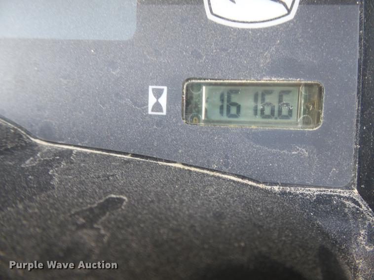 image for item DE7814 2007 John Deere Gator utility vehicle