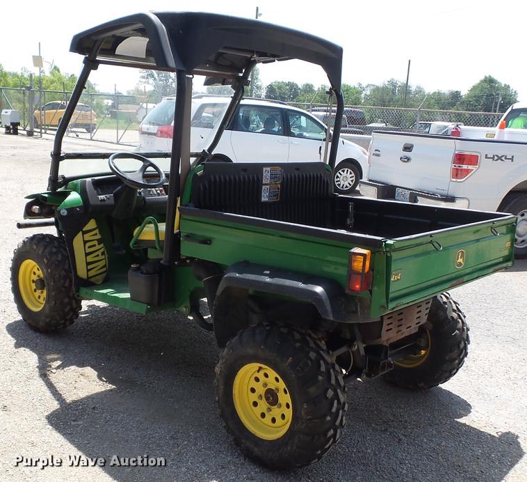 image for item DE7815 2007 John Deere Gator utility vehicle