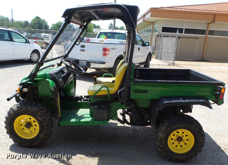 image for item DE7815 2007 John Deere Gator utility vehicle