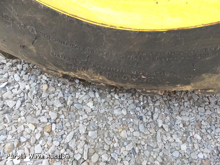 image for item DE7815 2007 John Deere Gator utility vehicle