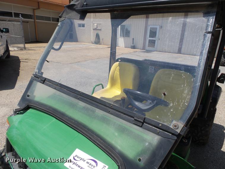 image for item DE7815 2007 John Deere Gator utility vehicle